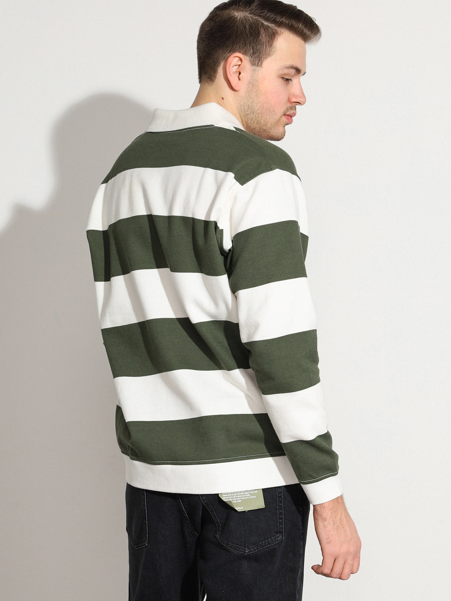 Толстовка в полоску зеленого цвета из хлопка